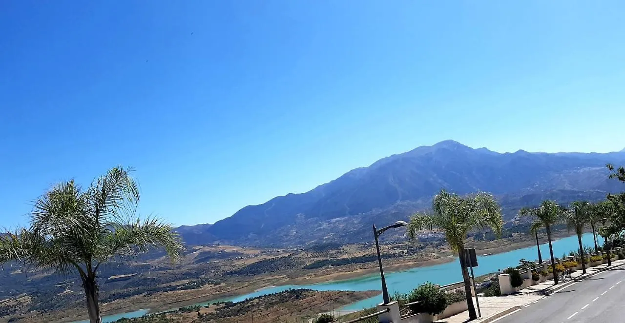 Villa Vistas Al Lago With Private Pool Vinuela