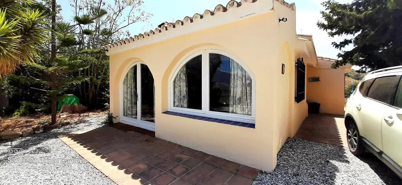 Villa Vistas Al Lago With Private Pool Viñuela Chalé