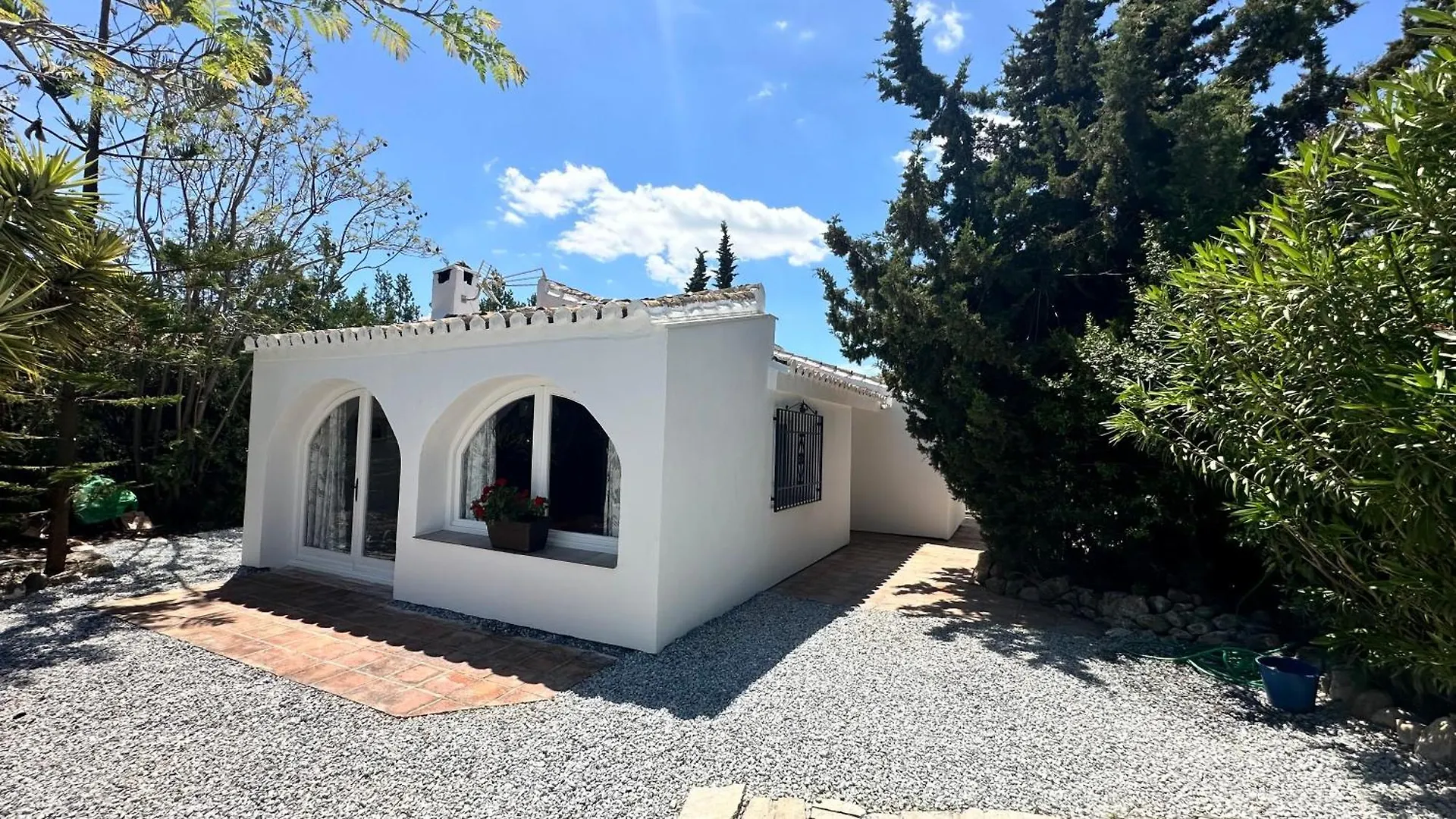 Villa Vistas Al Lago With Private Pool Vinuela Spain