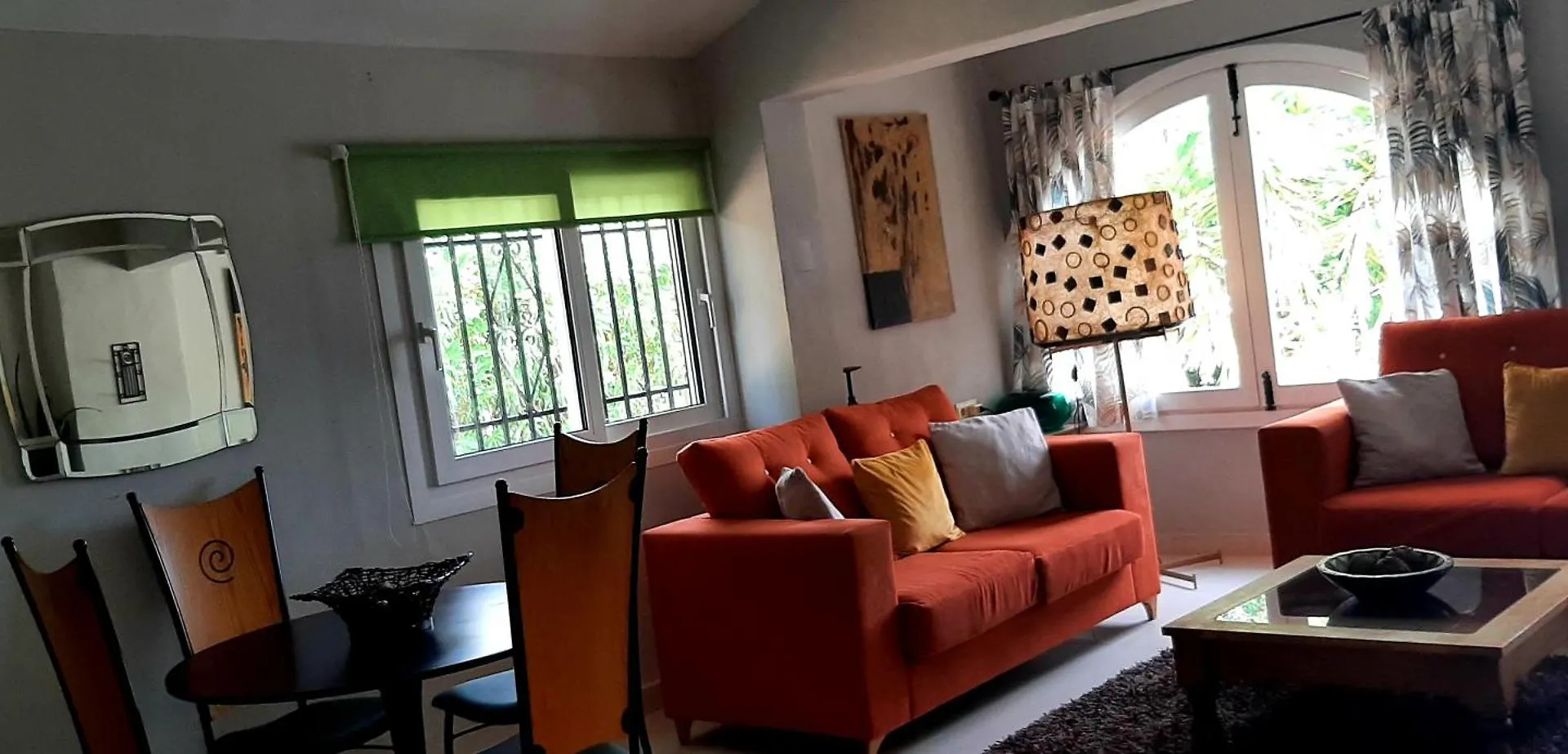 Villa Vistas Al Lago With Private Pool 비뉴엘라