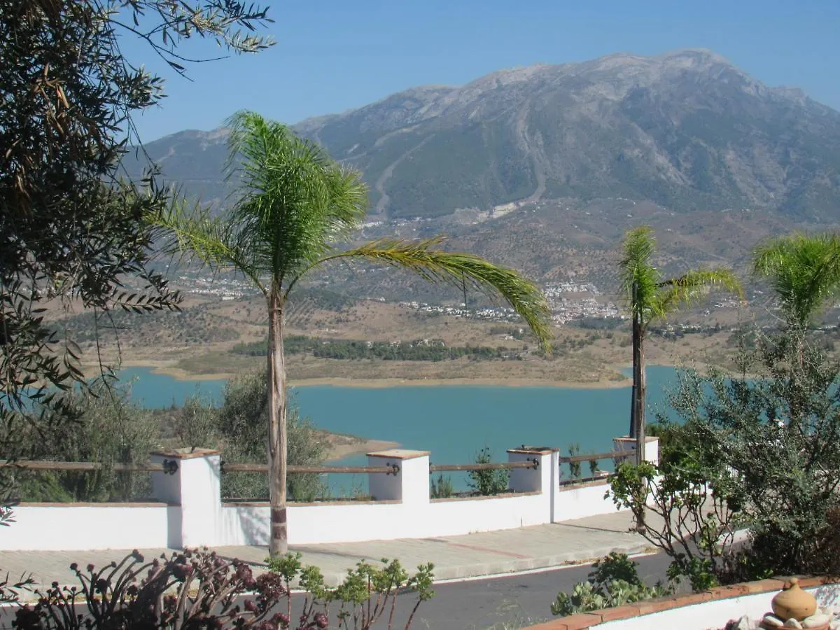 Villa Vistas Al Lago With Private Pool 비뉴엘라